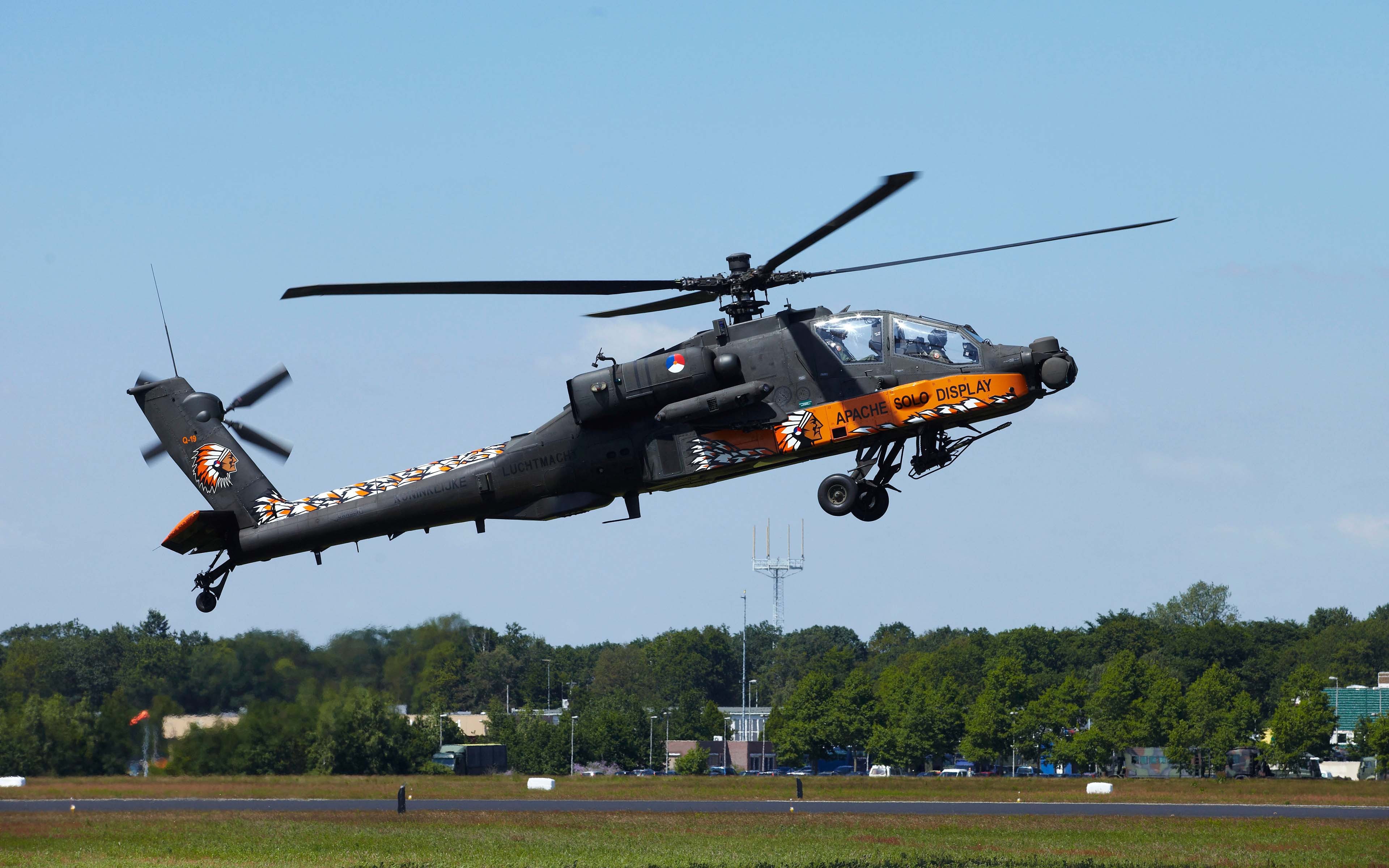 Zastaki.com - Военный вертолет AH-64