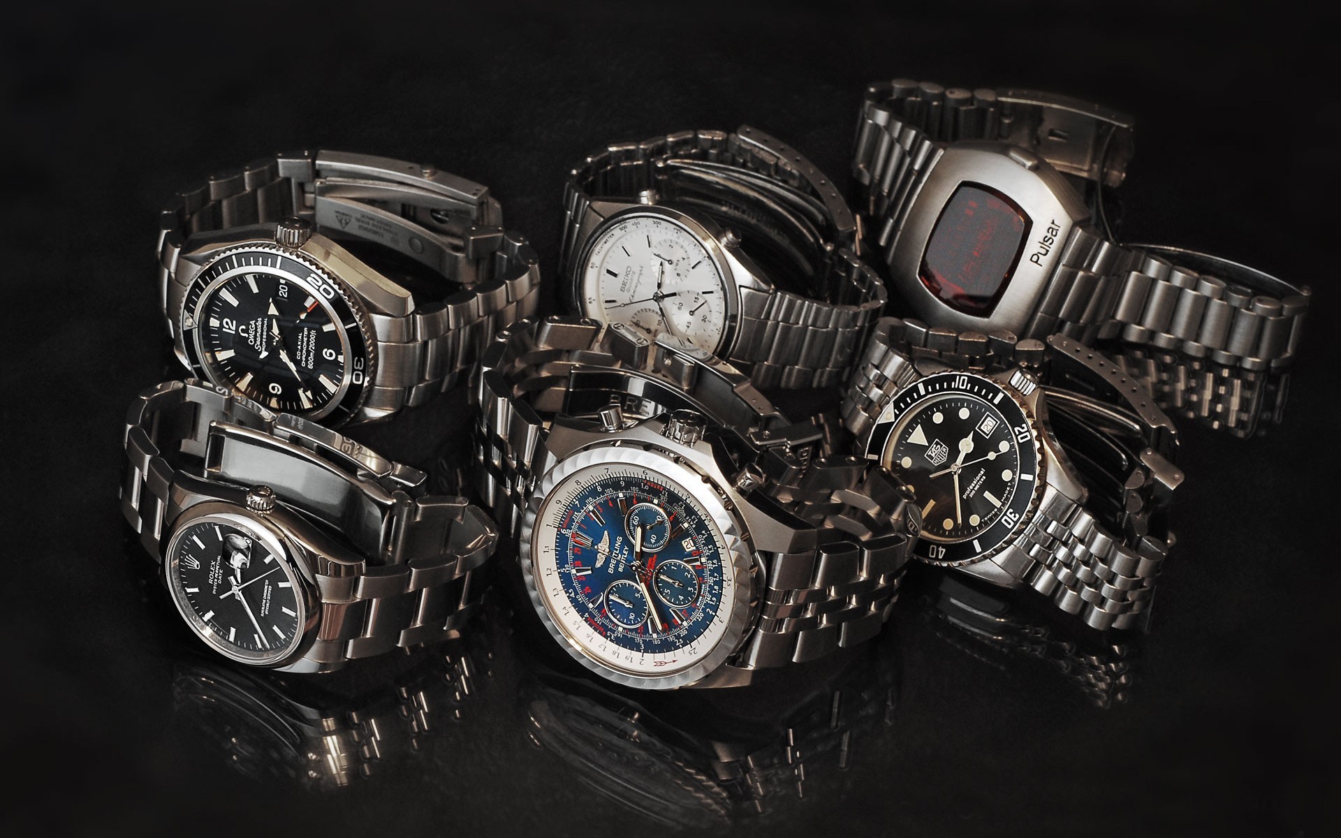 Luxury watch. Tag Heuer James Bond. Часы мужские наручные. Красивые мужские часы. Необычные наручные часы.