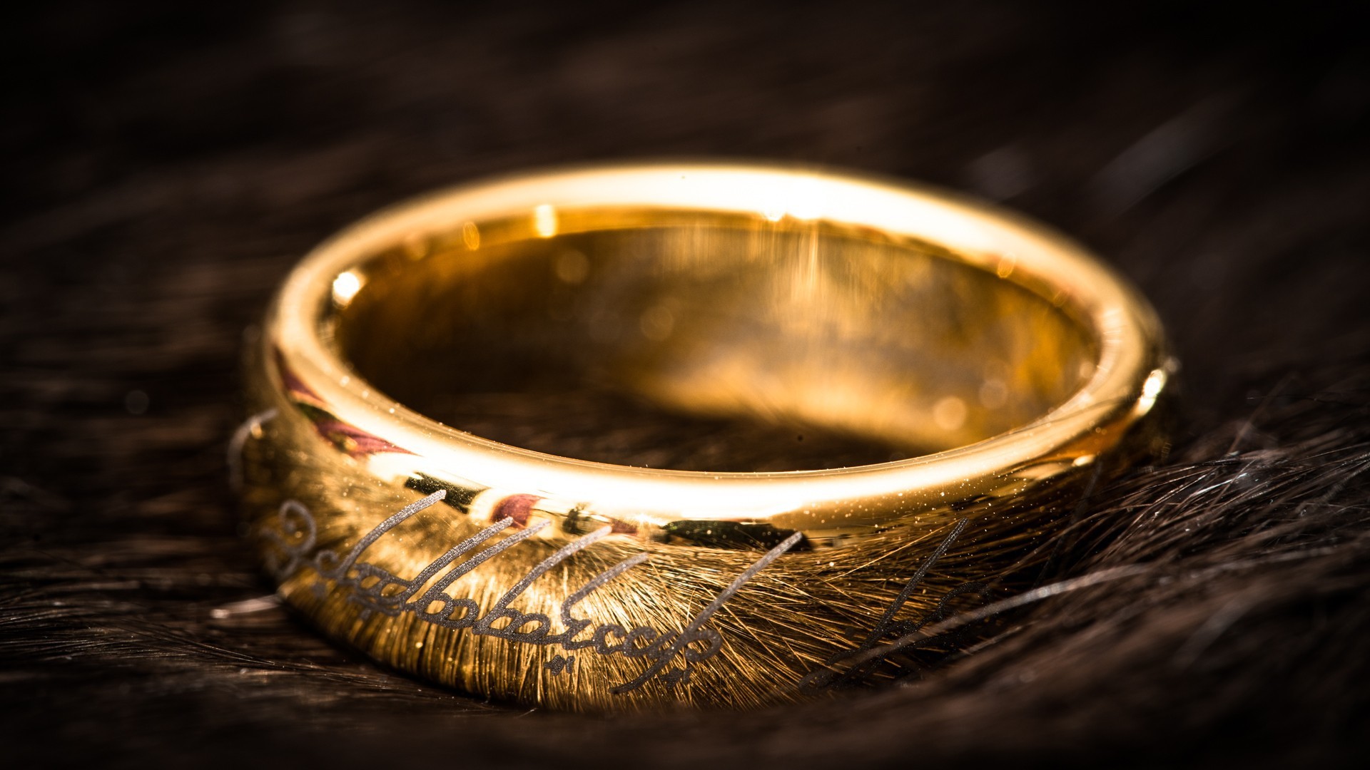 Ri n. Кольцо всевластия Властелин колец. Кольцо всевластия белое золото. Магические кольца из Властелина колец.