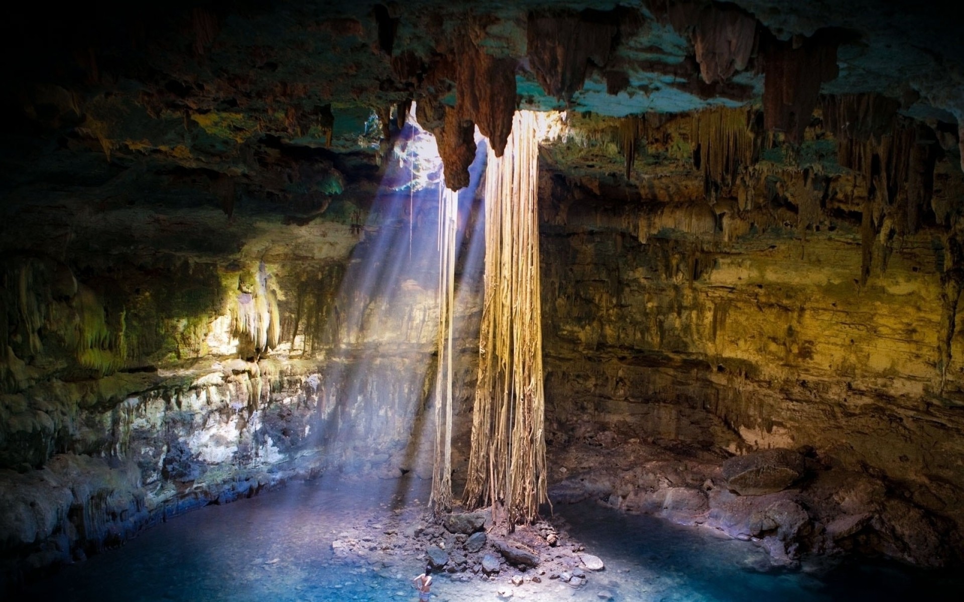 Cave v. Полуостров Юкатан Мексика. Сеноты Юкатана. Полуостров Юкатан пещеры. Водопад Баатара Ливан.