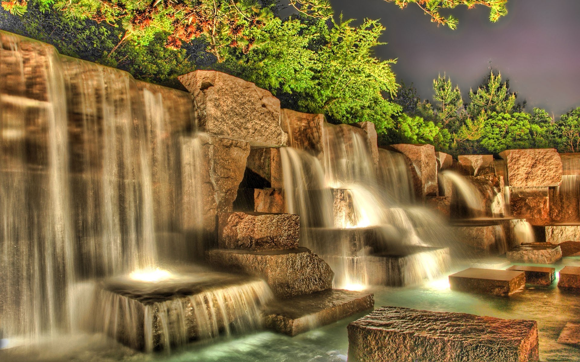 Artificial waterfall on the square stones Desktop wallpapers 1400x1050