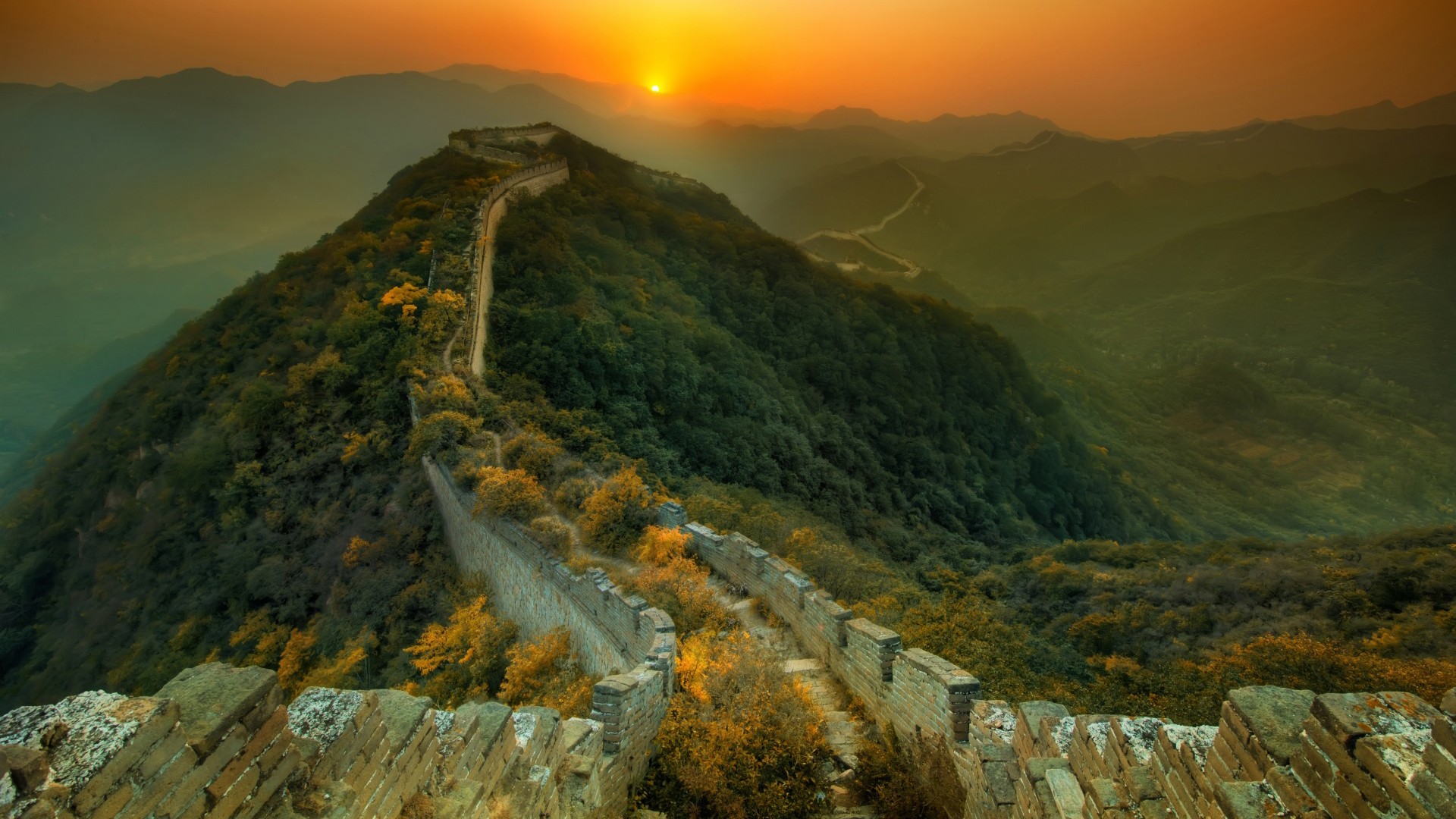 Zastaki.com - Великая Китайская стена на фоне заката