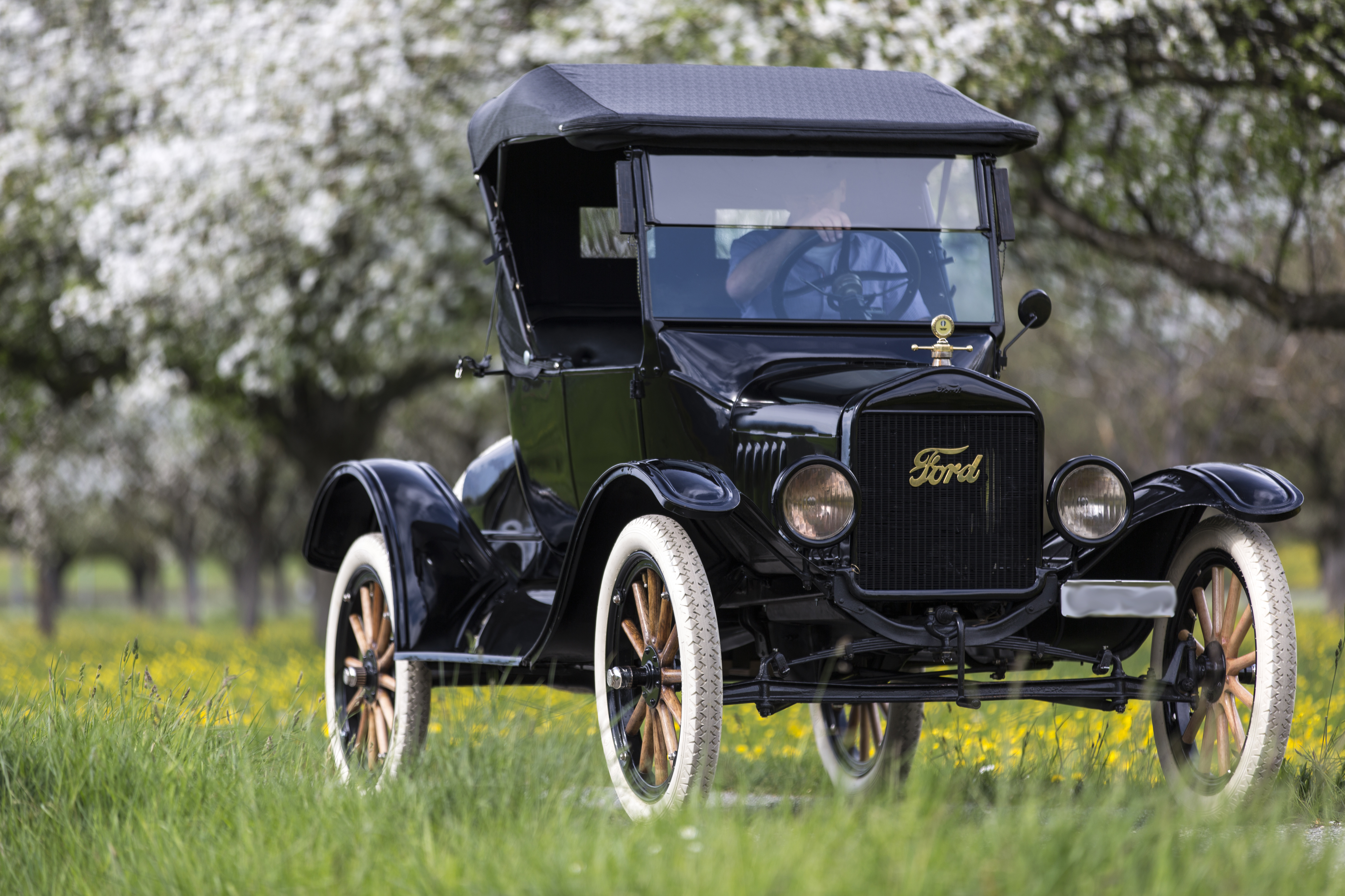 Старые машины черные. Ford t 1923. Форд модель т 1923. 1923 Ford model t Tudor sedan. Ford model t 1923 Fordor.