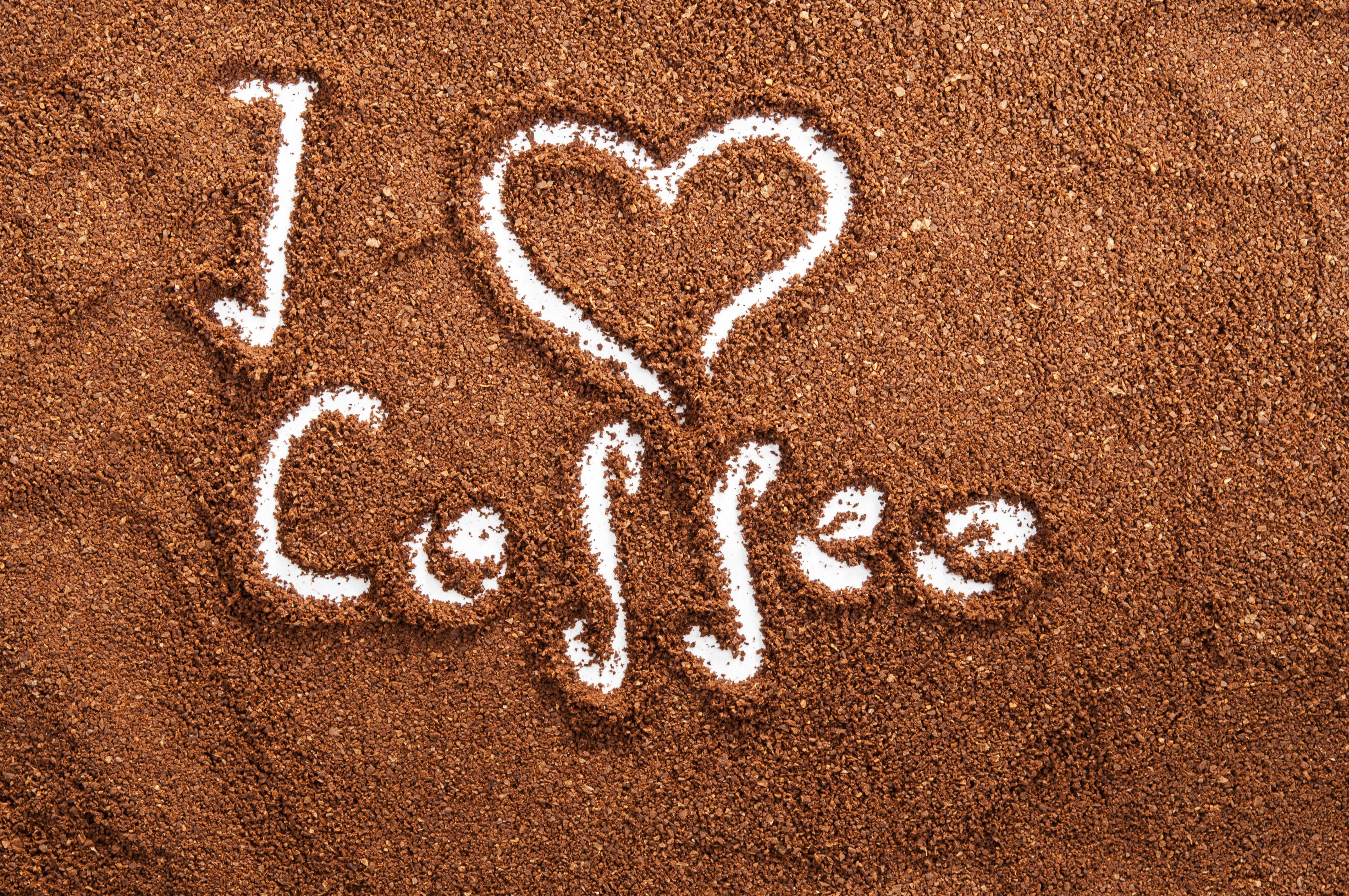 I love coffee. Я люблю кофе. Кофейные надписи. Надпись кофе. Я люблю кофе картинки.