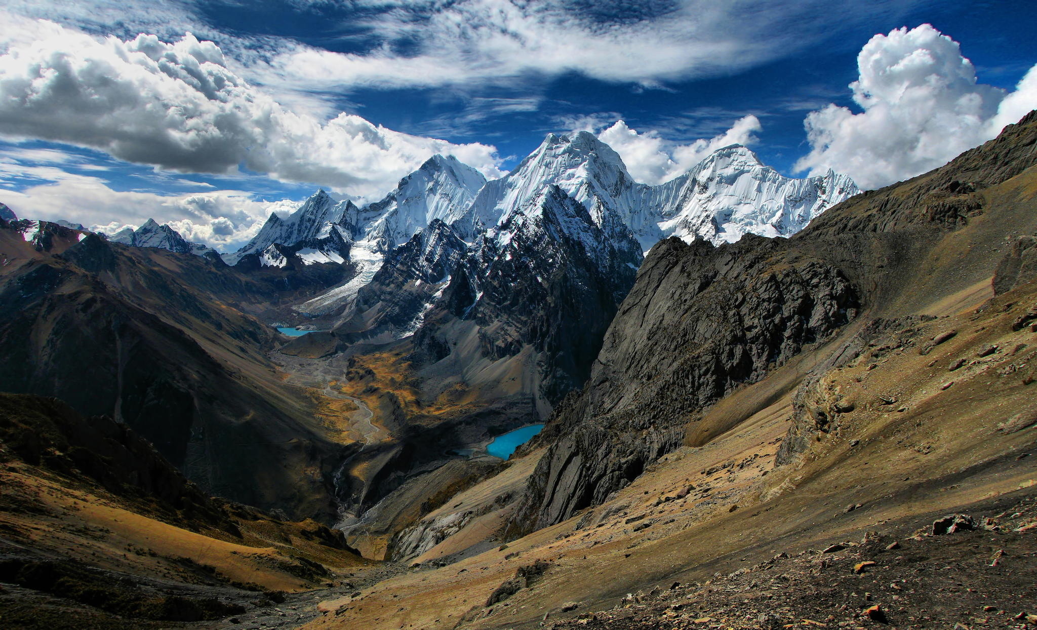 В какой стране находится гора анд. Перу горы Анды. Анды андийские Кордильеры. Горы Анды (Andes) Перу. Андские горы Южная Америка.