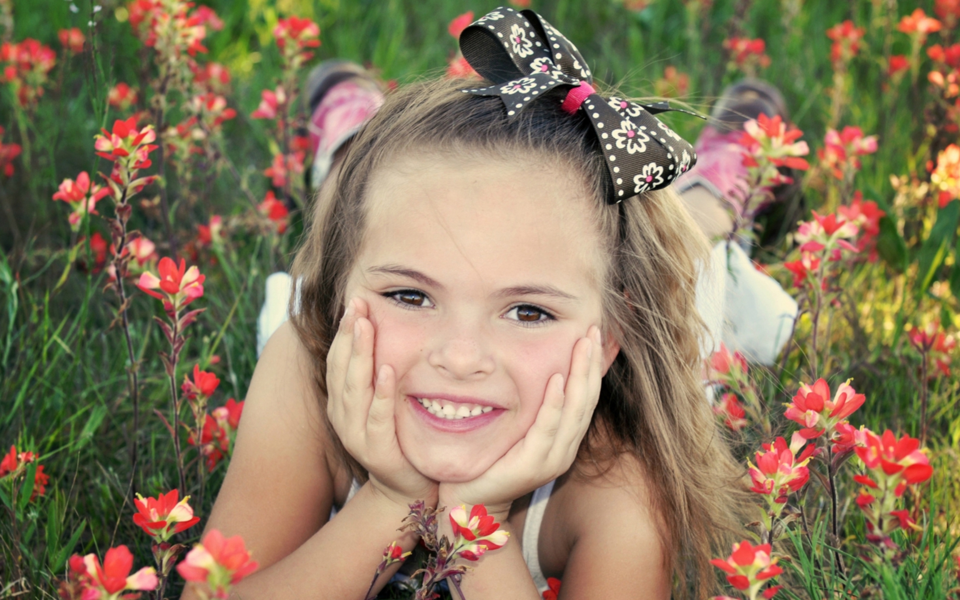 Красивые картинки для девочек. Девочка улыбается. Улыбка ребенка. Лето красивые дети. Красивые улыбки детей на природе.