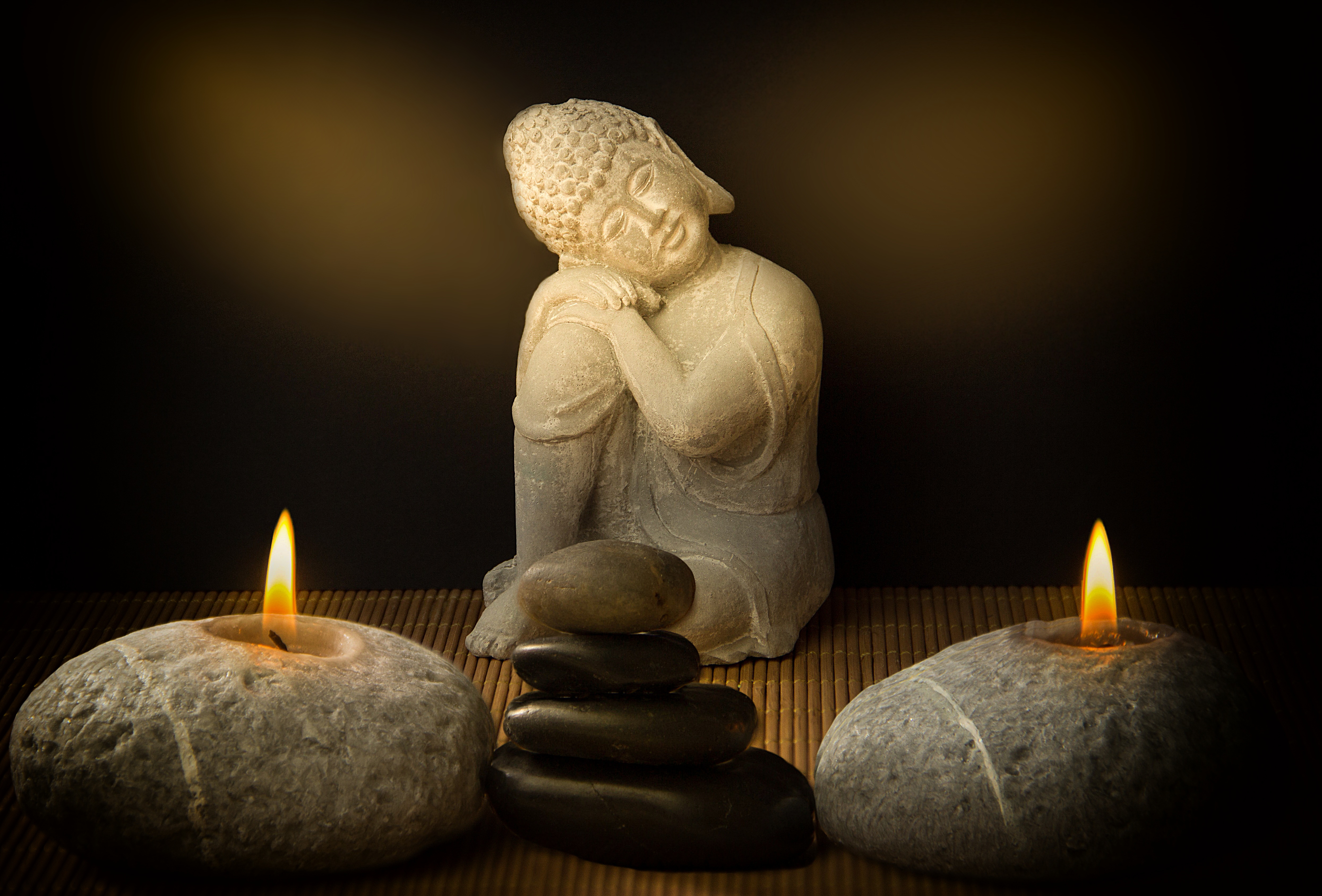 Свечи для медитации. Свеча "Будда". Буддизм свечи. Свечи с камнями.
