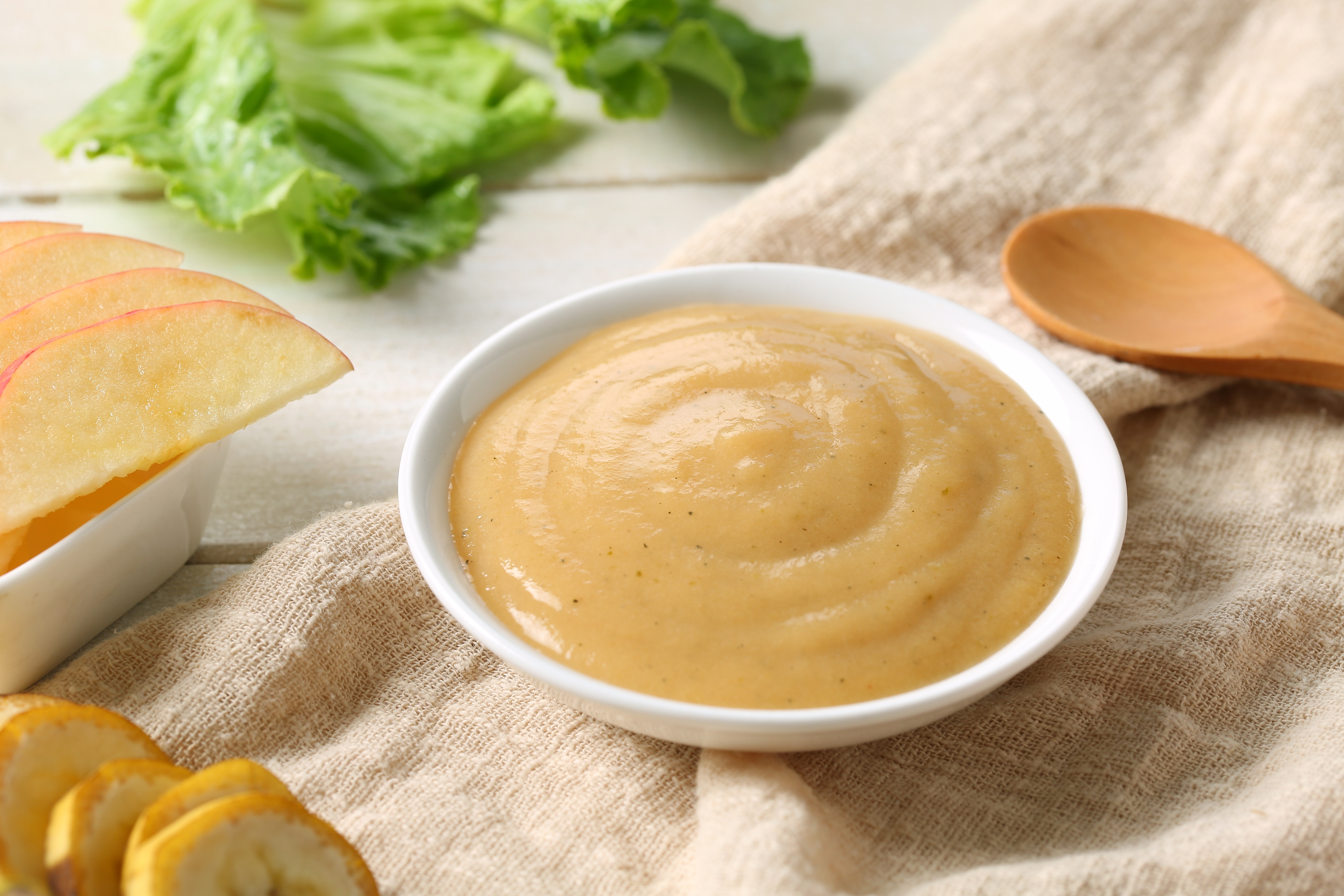 Картофельное пюре в кастрюле. Миндальное масло. Брюквенное пюре. Миндальное пюре. Урбеч миндаль.